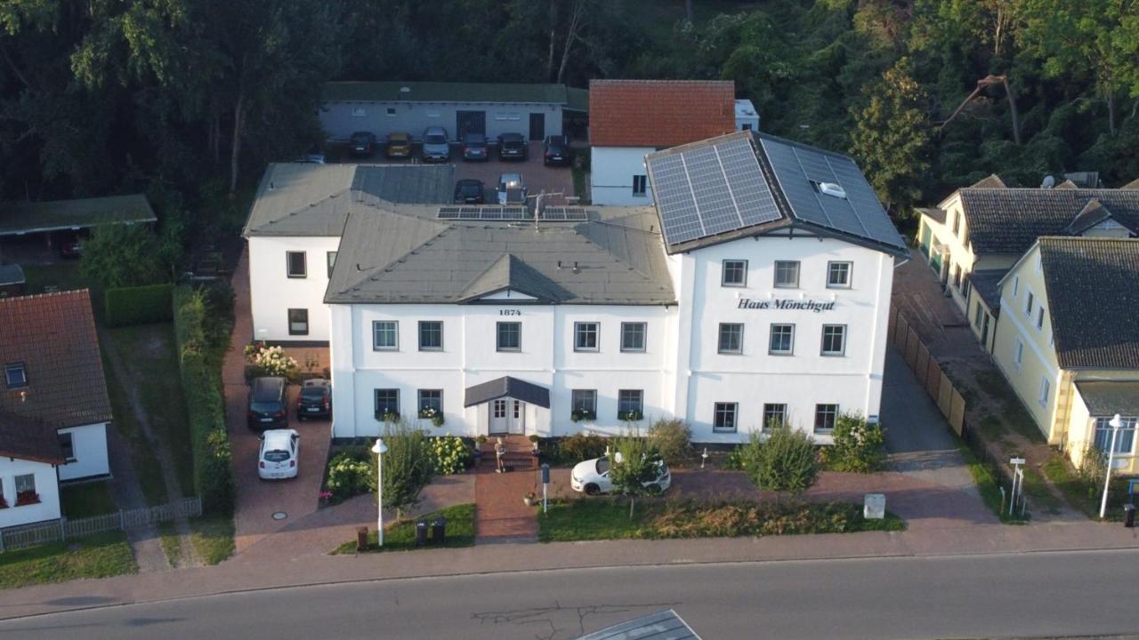Hotel Haus Moenchgut Thiessow Eksteriør billede